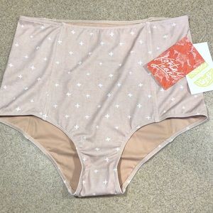 High waisted Bottoms